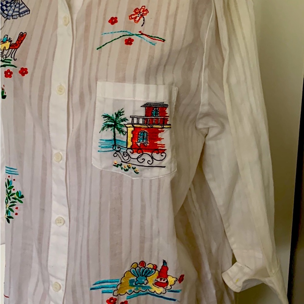 GRAFF VINTAGE 80’S EMBROIDERED WHITE BLOUSE PARISIAN SCENES SIZE PL